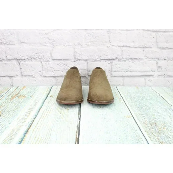 Clarks  Brown Leather Slip On Chelsea Ankle Boots Size 7.5 Medium - Picture 4 of 9